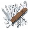 Нож Victorinox SwissChamp Wood